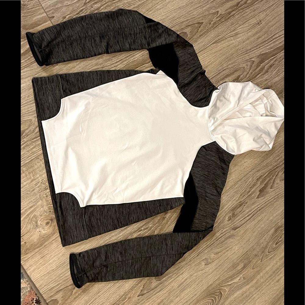 UnderArmour womens hoodie